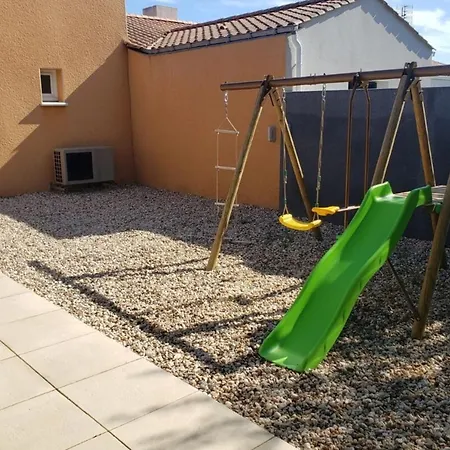 Superbe Villa Avec Piscine A 2 Km De La Grande Plage Des Sables *
